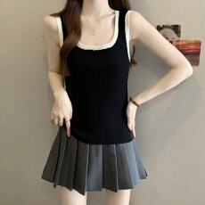 批发实拍~<b class='q'>大码</b>胖MM新款设计感甜美风简约防走光<b class='q'>背心</b>吊带显瘦遮肉上衣