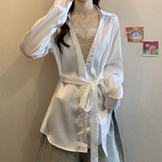 批发链条V领长袖打底衬衫女秋<b class='q'>冬</b>新款大码胖mm显瘦设计感系带收腰上衣