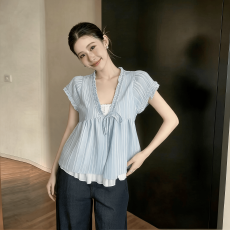 批发大码宽松韩版假两件短袖蓝色娃娃衫V领衬衫木耳边系带设计感上衣
