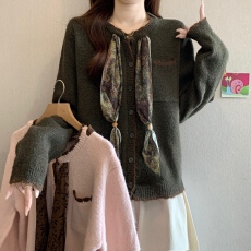批发大码针织开衫女款2026新款秋冬穿搭气质上衣绿色设计感毛衣外套
