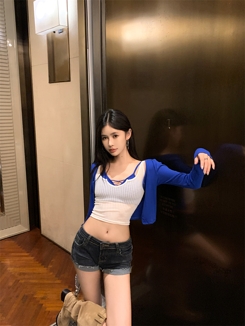 Real shot~Slim-fitting and slim knitted cardigan suit for women, pure hot girl strapless vest three-piece summer