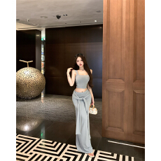 批发实拍~小众辣妹带胸垫方领<b class='q'>修身</b>短款背心+绑带垂感包臀半身裙