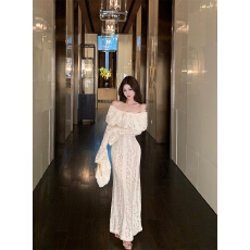 批发实拍～秋冬 纯欲蕾丝喇叭袖重工<b class='q'>连衣裙</b>女 新款一字肩包臀礼服长裙