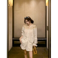 批发实拍～亚麻重工肩部镂空慵懒风泡泡袖<b class='q'>长袖</b>衬衣+亚麻短<b class='q'>裤</b>套<b class='q'>装</b>
