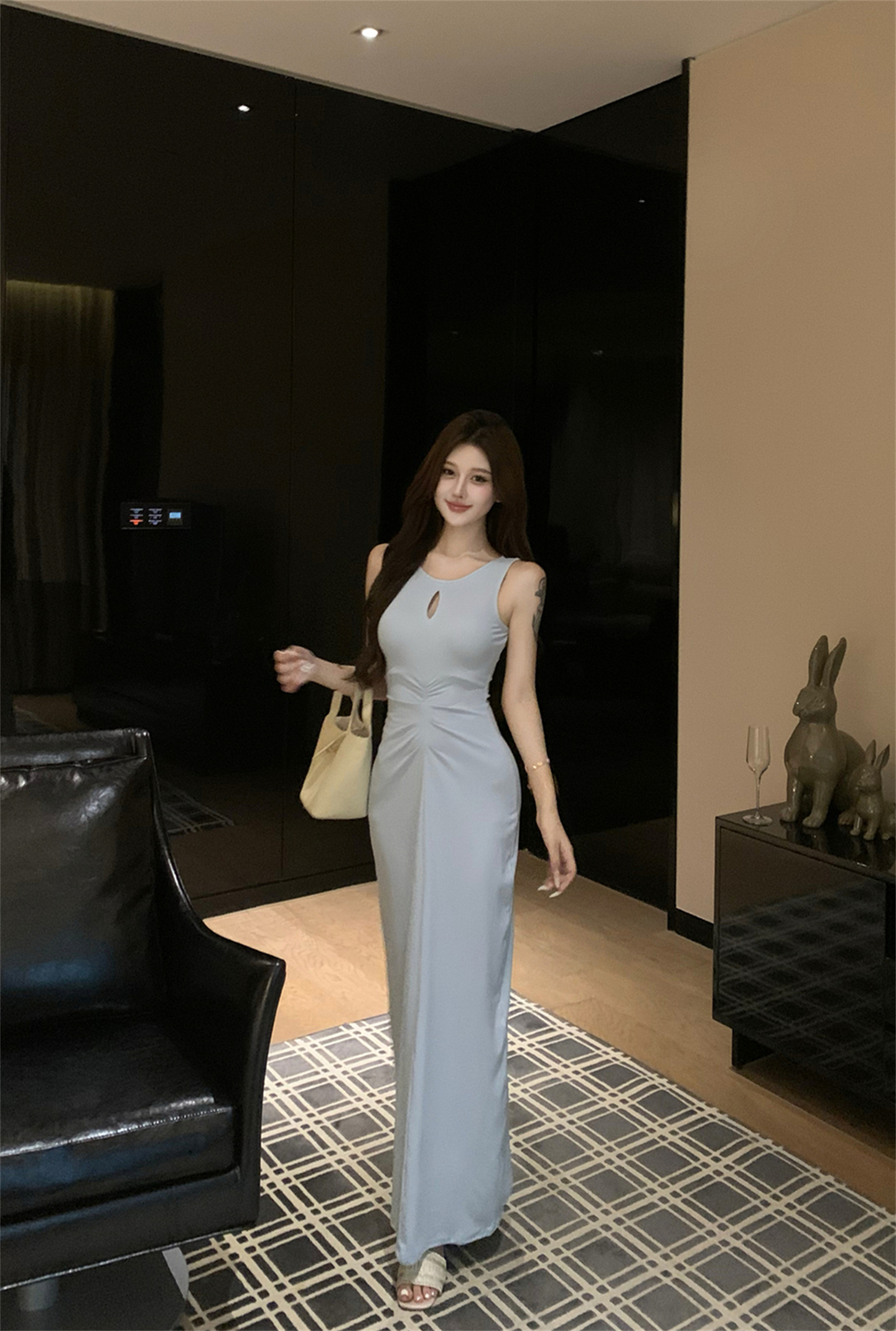 FA33579# ～蓝色褶皱背心连衣裙女夏季设计感紧身性感修身气质裙子 服裝批發女裝批發服飾貨源