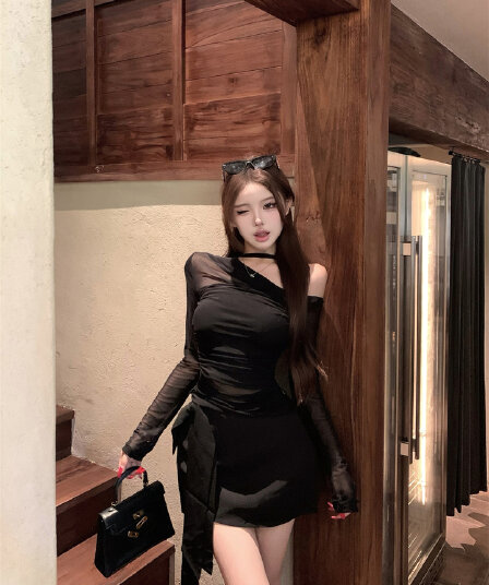 실사 이른 가을 페이크 레이어드 오프숄더 섹시함 블랙 하프 ~을 통해 기본 셔츠 얇은 벨트 슬림해 보이는 반신 스커트 핫걸 세트
