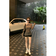 批发实拍～早秋 韩系chic别致套装 露肩条纹t恤衫秋辣妹高腰a字<b class='q'>短裤</b><b class='q'>女</b>