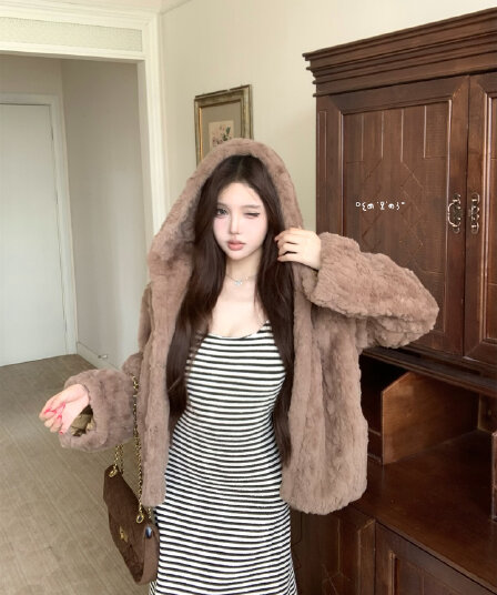 실사 가을 겨울 새로운 품격 보온 슈퍼 다용도 싱글 제품 모피 모피 후드 두꺼운 여성 코트