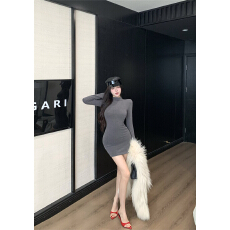 批发实拍～秋冬 辣妹性感蕾丝<b class='q'>露背</b><b class='q'>连衣裙</b>女 设计感修身显瘦包臀打底裙