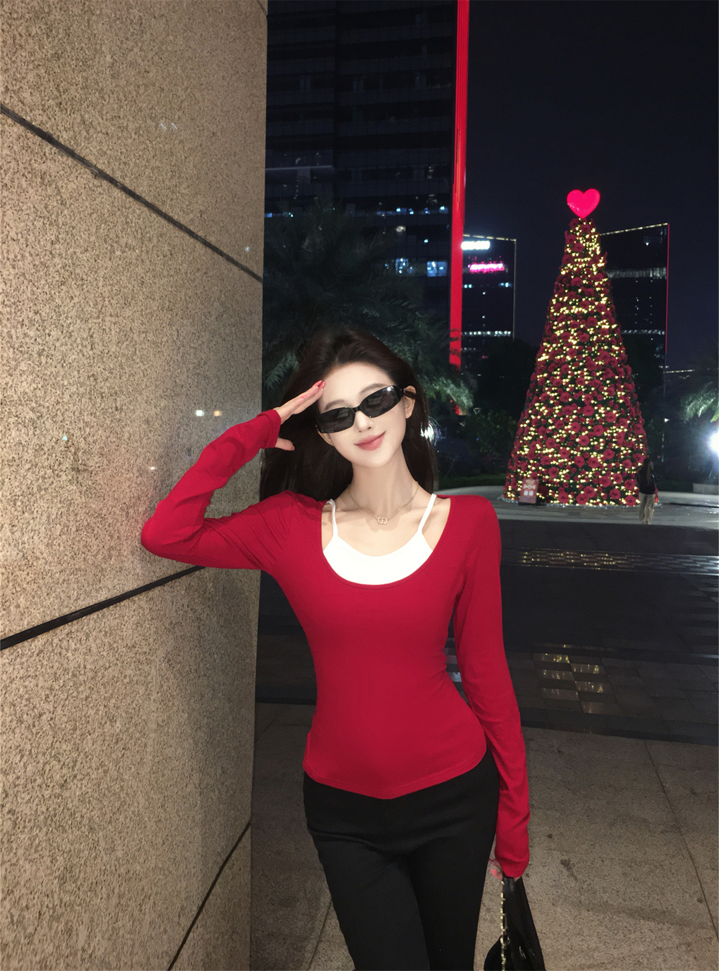 실사 순수한 욕망 섹시함 행침 목 V넥 티셔츠 여성 디자인 센스 페이크 레이어드 스택 착용 몸매 가꾸기 슬림해 보이는 맨위 3 색