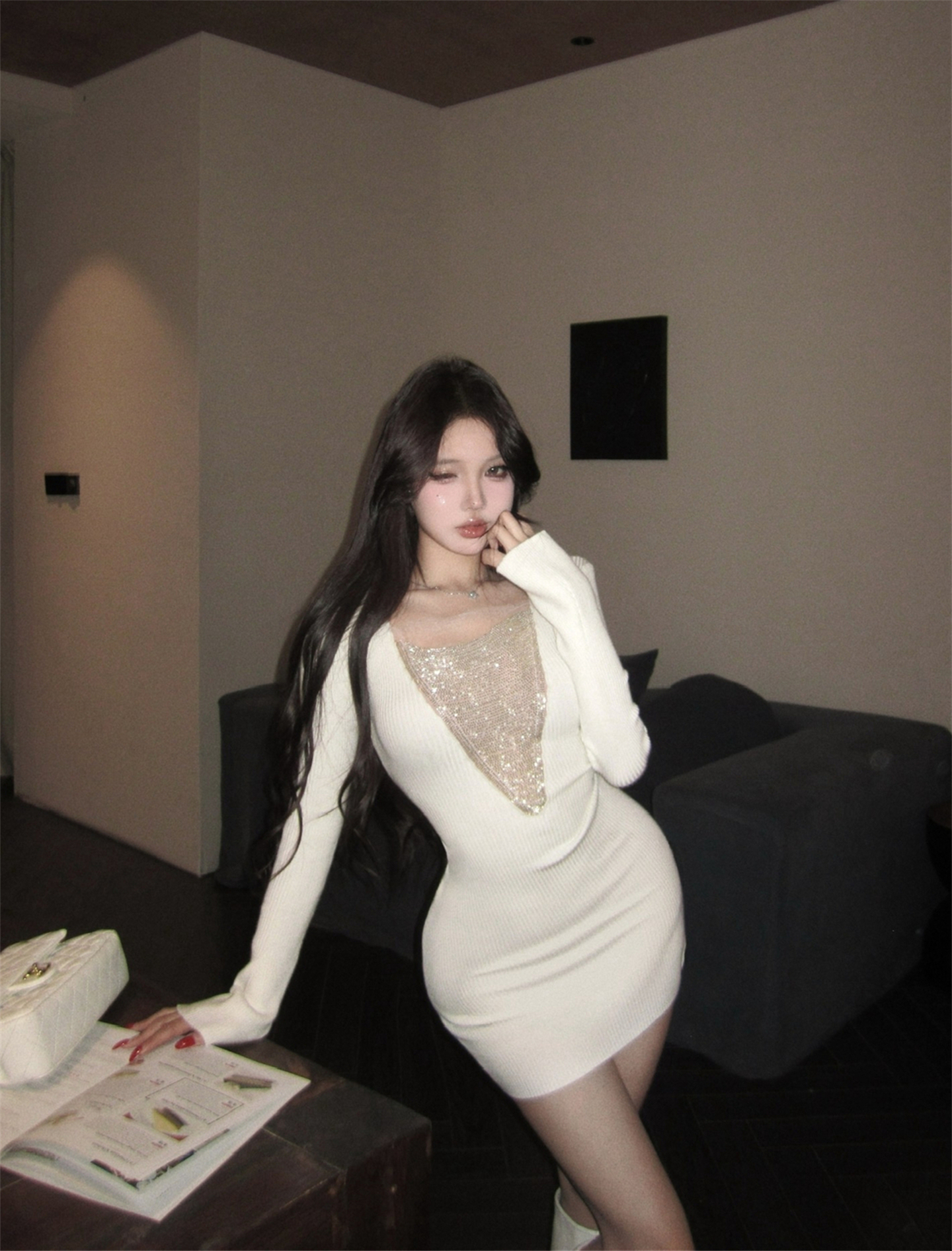 실사 이른 봄 새로운 v 종류 무거운 작업 구슬 사슬 양모 니트 원피스 구덩이 기사 몸매 가꾸기 타이트 스커트 롱 스커트 3 색