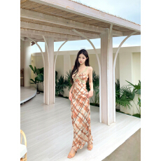 批发实拍～复古色调 格纹吊带连衣裙女法式气质印花长裙度假背心裙