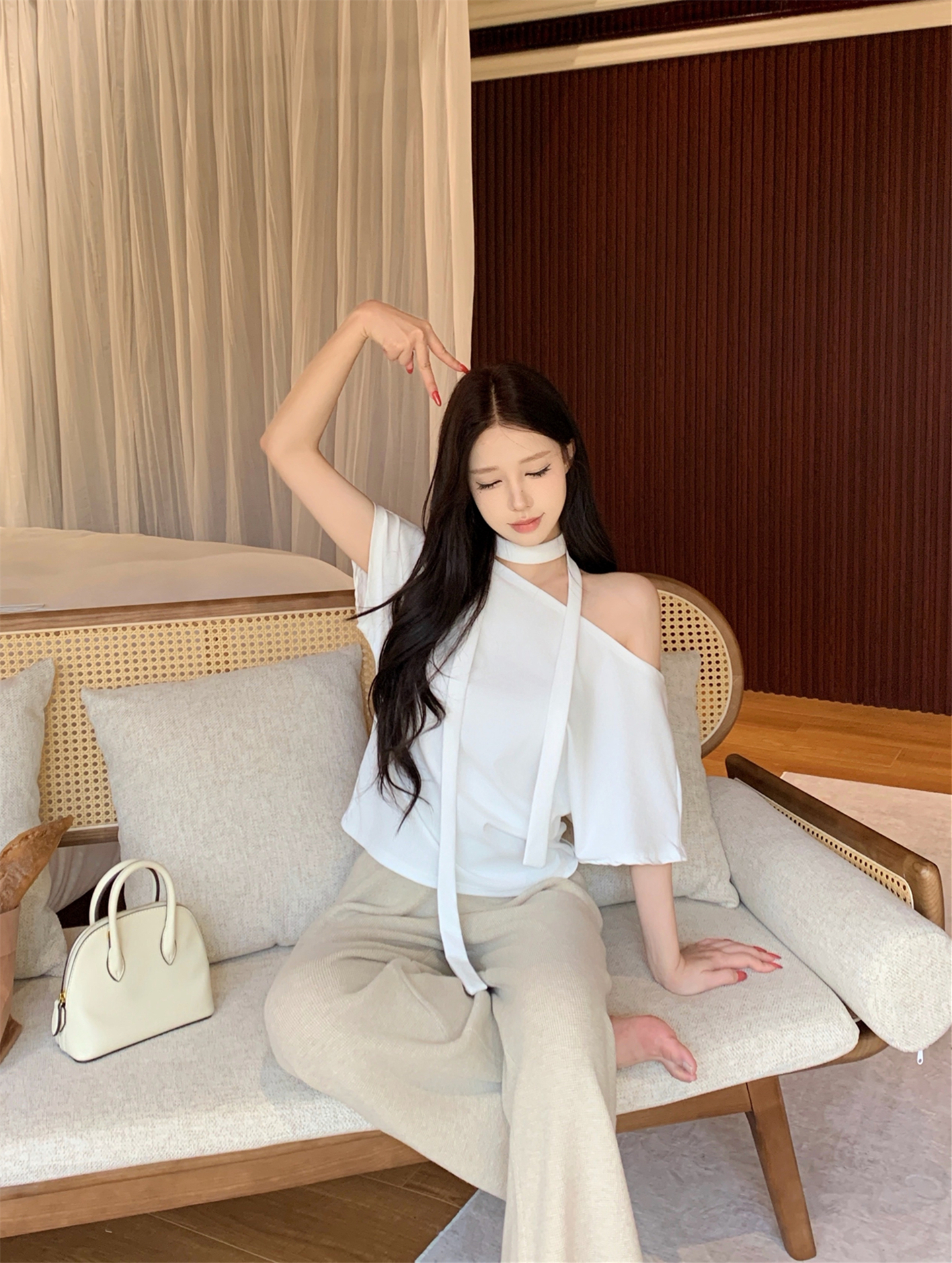 실사 순수한 욕망 핫걸 바람 비스듬한 어깨 반팔 티셔츠 여성 리본 디자인 센스 고유 한 슈퍼 잘 생긴 맨위 4 색