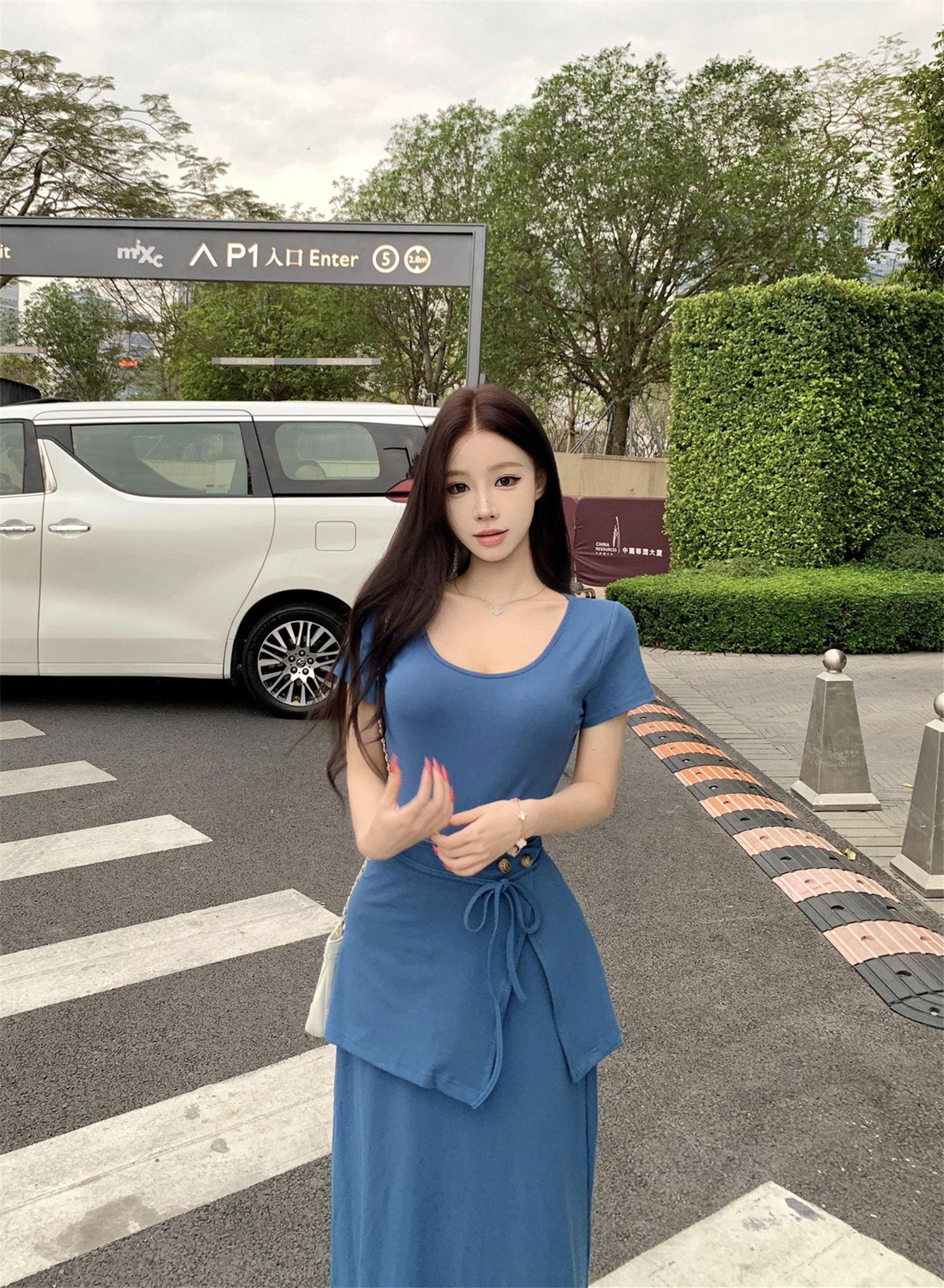 실사 u 칼라 스택 착용 랩스커트팬츠 여성 드레스 여름 디자인 센스 캐주얼 허리 수축 슬림해 보이는 니트 중간 길이 치마