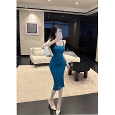批发实拍～显白显瘦针织吊带<b class='q'>连衣裙女</b> 中长款收腰包臀裙子夏/3色
