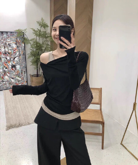 풀 객실 미 건강 빛 럭셔리 익스트림 제인 주간 실크 가을 페이크 레이어드 패션 슬림해 보이는 비스듬한 어깨 오프숄더 맨위