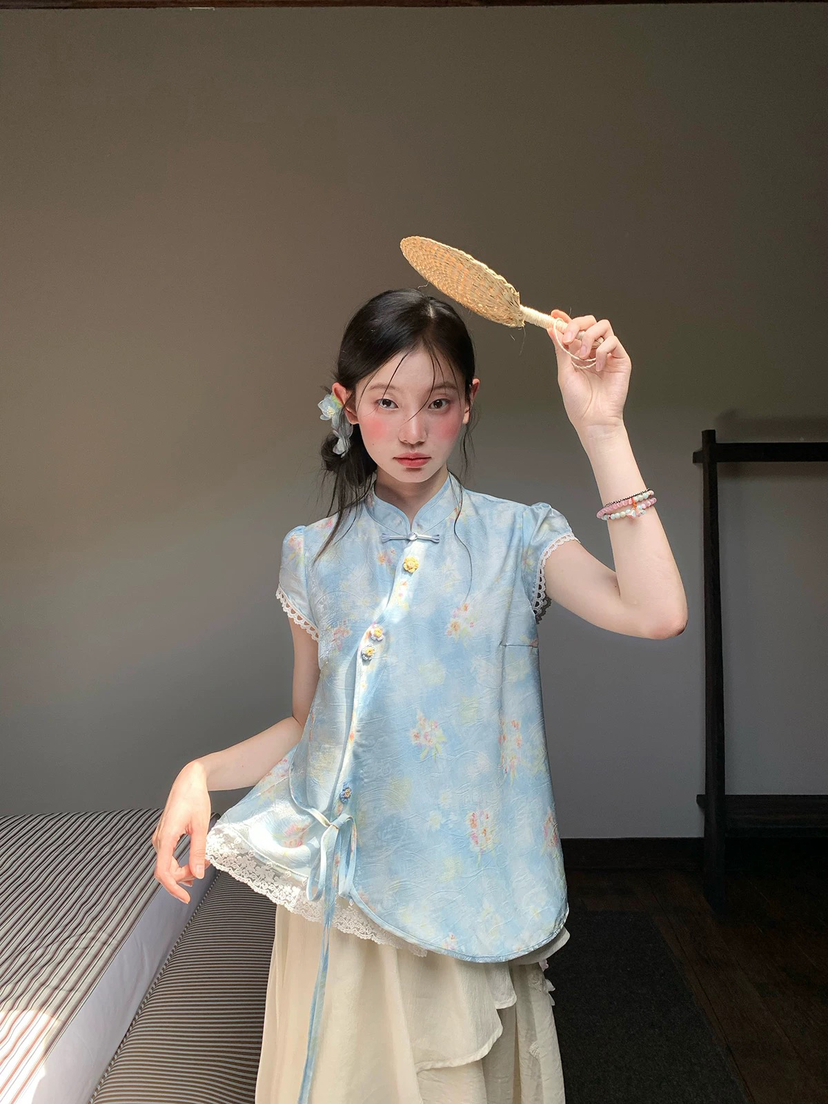 다우 시시 주간 제한된 시간 95 접기 5.31 20 00 신제품 켜기 새로운 맑은 하늘 안개 꽃 의류 나비 가을 구름 거즈 스커트