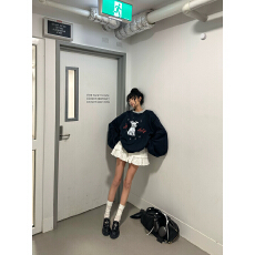 批发8/24 PM20:00上新 韩好甜WARDEN EDGE 深藏青色休闲大版长袖卫衣