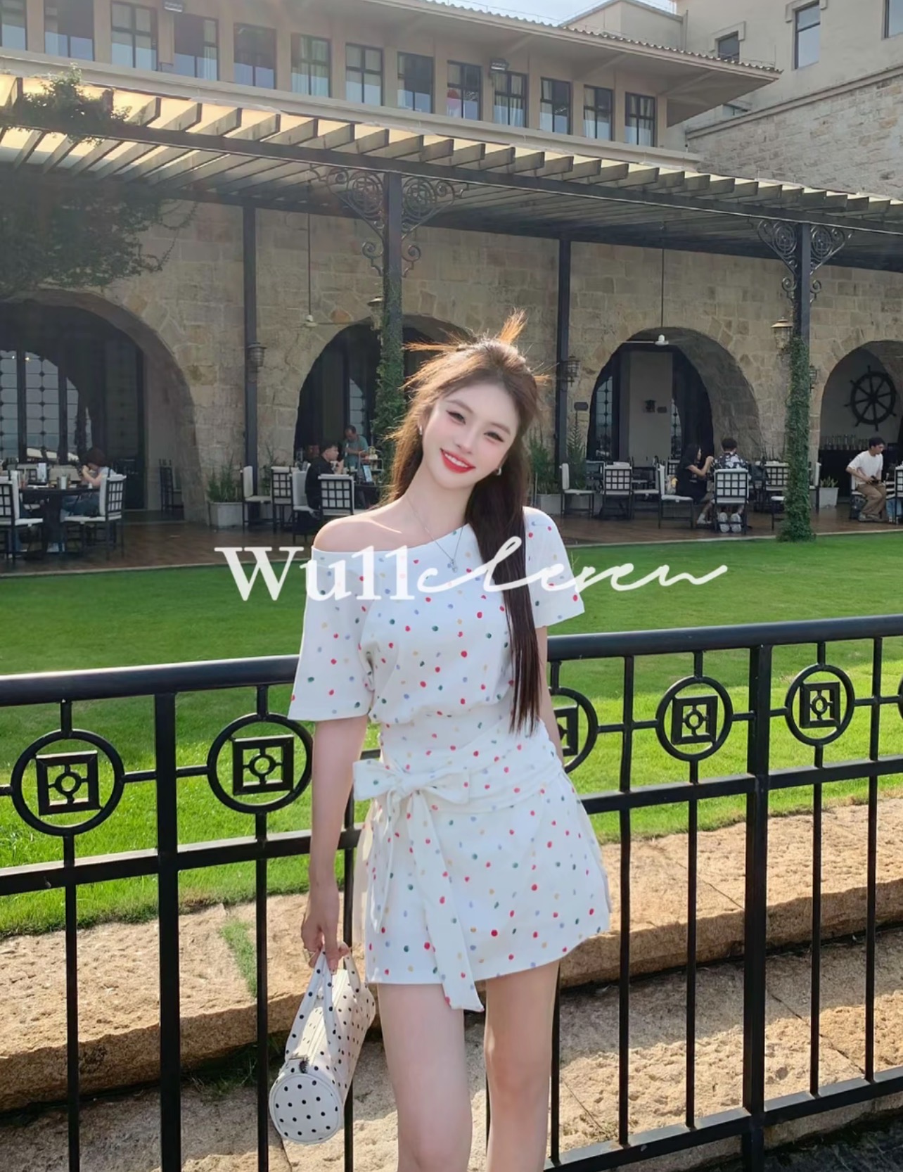 wu11 오리지널 외국 가스 연령 감소 품격 도트 무늬 허리 수축 맨위 트임 반 스커트 투피스 세트