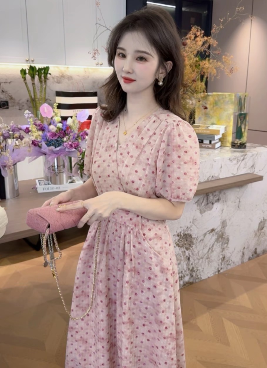 분말 안개 도트 무늬 여름 새로운 품격 분위기 센스 도트 무늬 장난기 넘치는 연령 감소 반팔 드레스