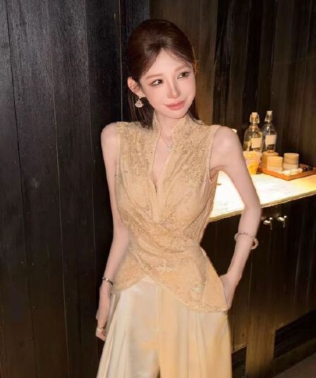 핑크색 丨 판금 작성자 바람 디자인 센스 새로운 중식 레이스 조각 민소매 홀로우 아웃 맨위 바지