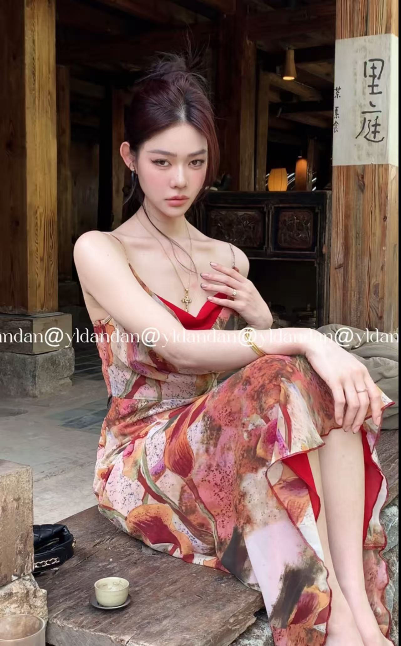 yldandan 로마 여름 낭만주의 열정 레트로 흔들다 칼라 배색 허리 수축 슬림해 보이는 하이웨이스트 드레스