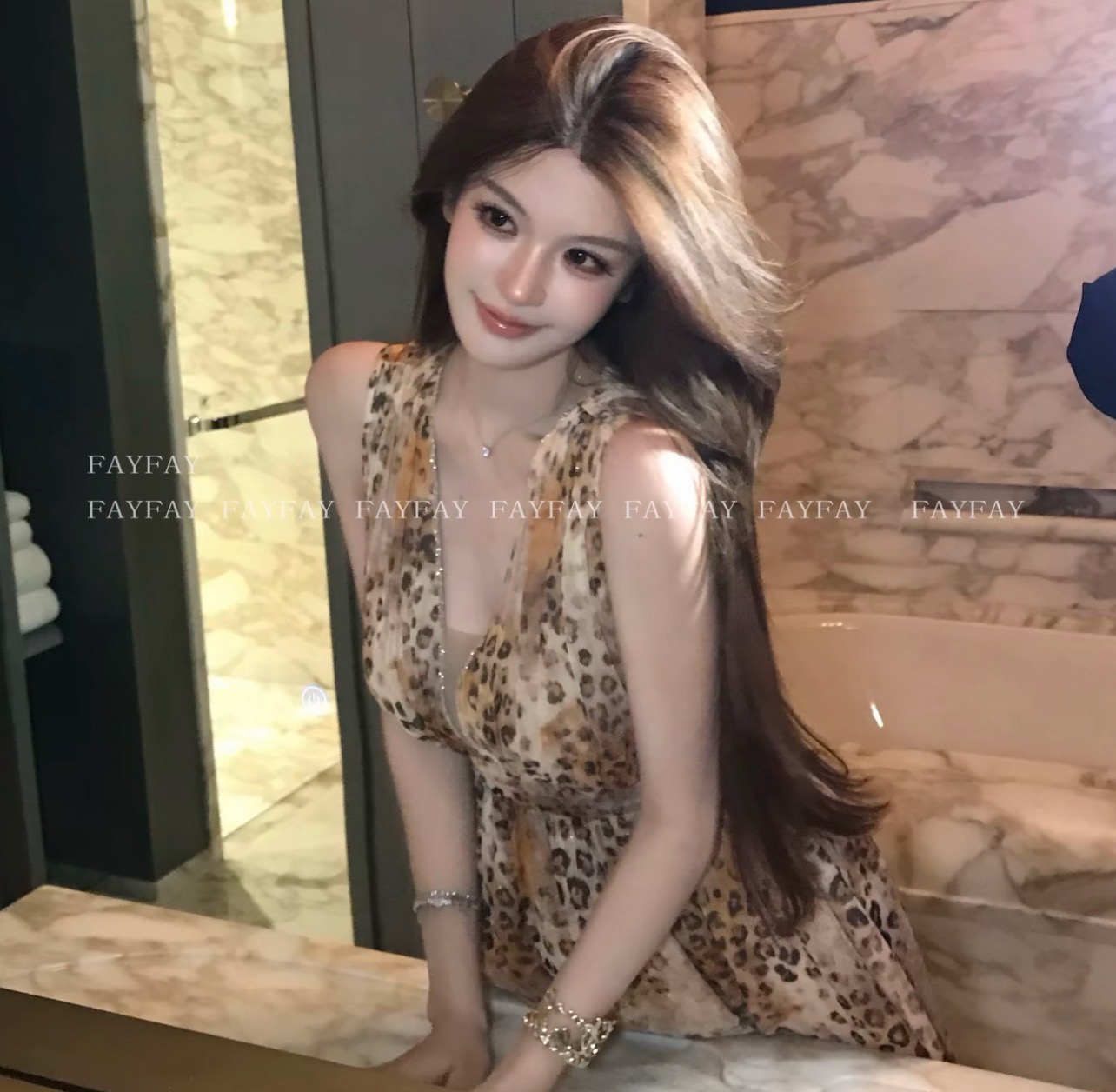 fay 판금 레오파드 무늬 순수한 욕망 섹시함 V넥 허리 수축 금사 슬림해 보이는 민소매 드레스