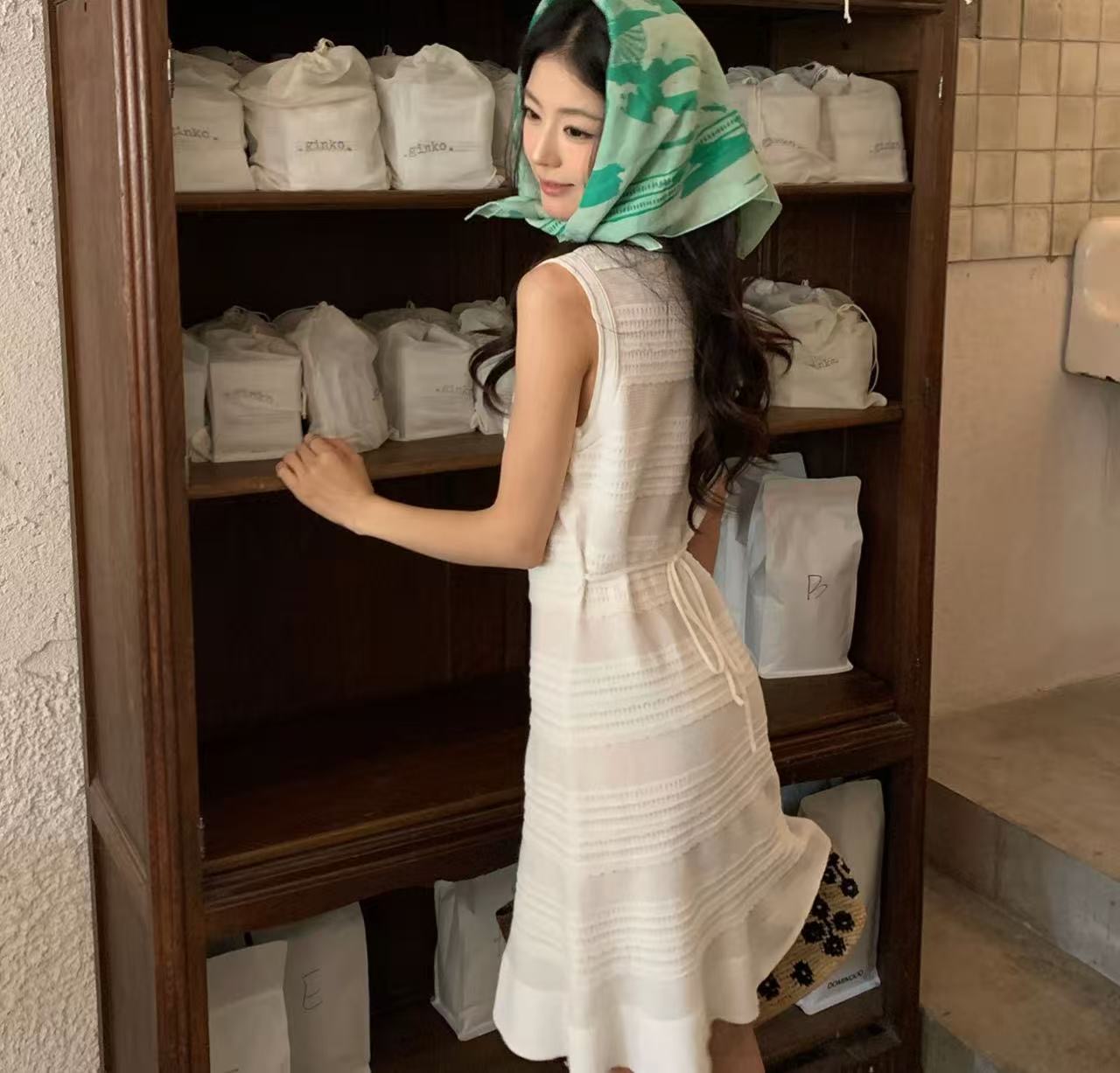 차 휴식 스타일 봄 여름 미니멀리즘 질감 조끼 미니 스커트 출퇴근 부드러운 바람 질감 드레스