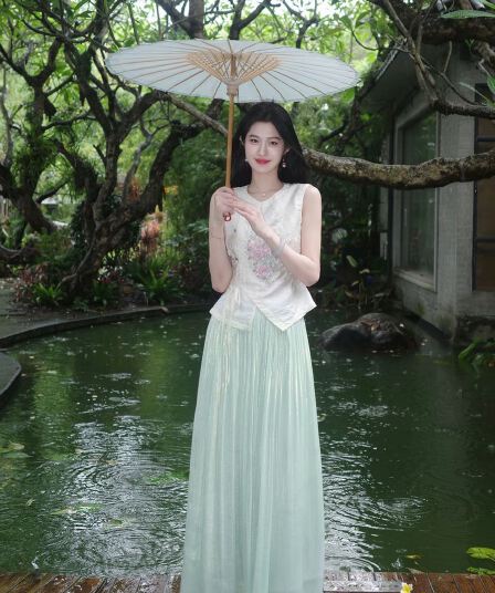 링 茜 거만한 와우 구름 객실 棠 꽃 새로운 중식 무거운 작업 구슬 조각 자수 민소매 맨위 품격 암퇘지 빛 반신 스커트
