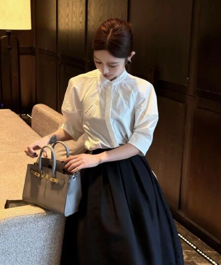 queen letter 서리 화이트 시 머리말 미니멀리즘 패션 다용도 편안함 품격 반팔 맨위 치마