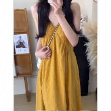 批发法式时尚设计感刺绣镂空无袖吊带裙女夏季新款v领<b class='q'>宽松</b>显瘦<b class='q'>连衣裙</b>