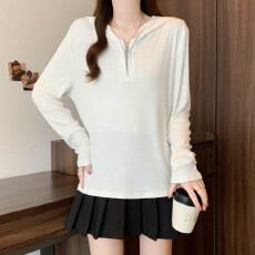批发实拍大码女装简约连帽长袖t恤女早秋胖妹妹宽松洋气百搭休闲上衣
