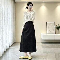 批发实拍大码半身裙秋季新款显瘦黑色波点休闲百搭胖mm高腰a字版裙子