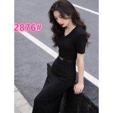 批发气质V领五分袖收腰针织连衣裙女高级感修身通勤<b class='q'>OL</b>风修身包臀长裙