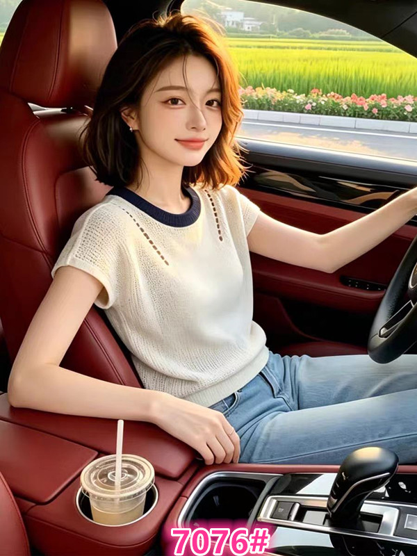 베이지 색 몸매 가꾸기 티셔츠 여성 의류 2026 여름 반팔 라운드 넥 여름 착용 가져 가라. 디자인 센스 그레이트 봐 의류