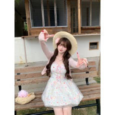 批发花漾甜茶 织物猪原创 早春度假风仙女感刺绣碎花吊带<b class='q'>连衣裙</b>汉服