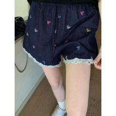 批发2026大码夏季新款<b class='q'>蕾丝</b>拼接重工爱心刺绣高腰显瘦复古牛仔A字<b class='q'>短裤</b>