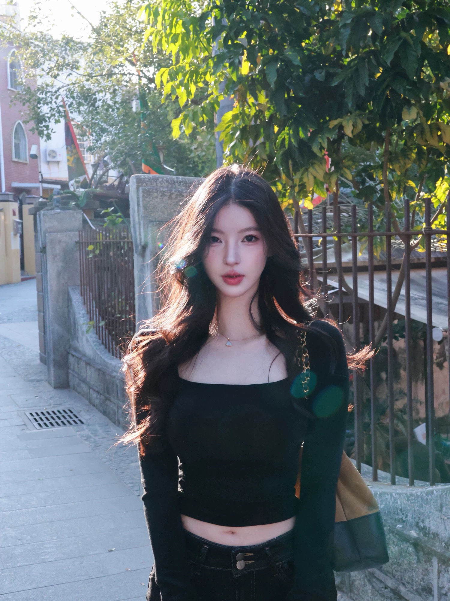 fart shop 작은 남자 가을 노래 포함 가슴 패드 광장 칼라 티셔츠 가을 겨울 허리 수축 주름 기초 기본 셔츠
