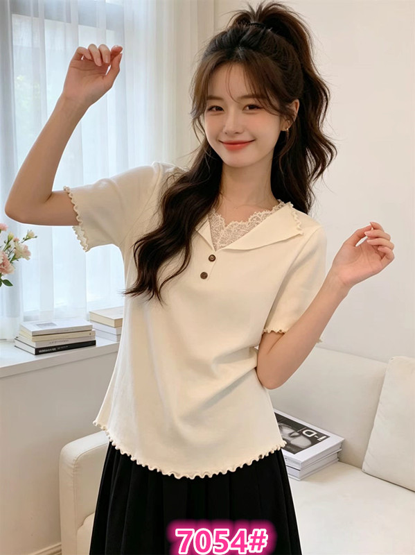 페이크 레이어드 얼음 실크 반팔 티셔츠 여성 얇은 스타일 니트 새로운 여름 고급 센스 한국 스타일 몸매 가꾸기 작은 키 맨위