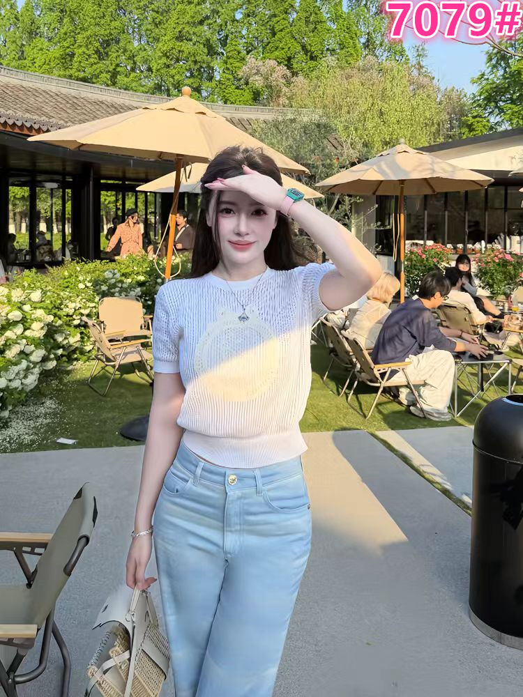 필드 Jiao baby 레이스 거울 연인 프랑스식 우아한 오래된 돈 천 골드 나비 매듭 홀로우 아웃 자수 니트 반팔