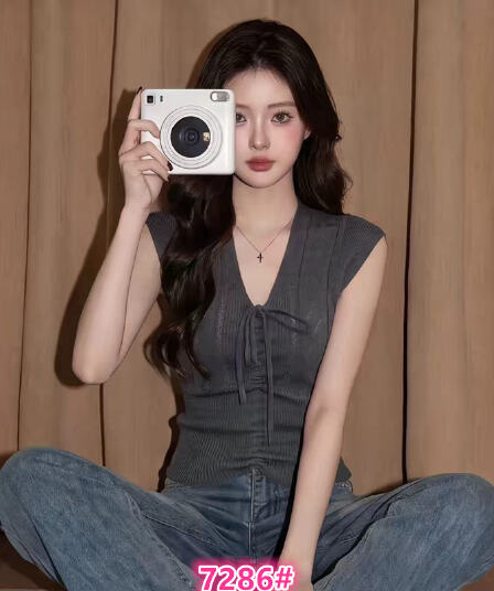 조수 브랜드 프랑스식 민소매 홀로우 아웃 캐미솔 여름 아름다운 화이트 칼라 아름다운 해변가 외출용 니트 맨위