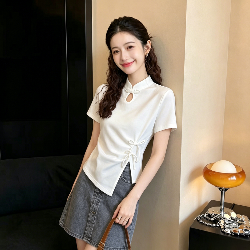 새로운 중식 국풍 반팔 티셔츠 여성 2026 여름 화이트 외국 가스 연령 감소 고유 한 Chic 작은 대중 맨위
