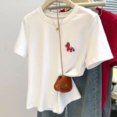 批发实拍立体卡通刺绣短袖T恤女夏季<b class='q'>韩版</b>宽松显瘦打底衫内搭外穿上衣