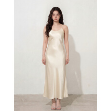 批发实拍~L-4XL<b class='q'>大码</b>女装夏季优雅气质吊带<b class='q'>连衣裙</b>钩花镂空鲁穿罩衫套装