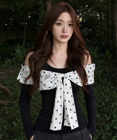 실사 빅 사이즈 검정색 도트 무늬 페이크 레이어드 긴팔 티셔츠 여성 이른 가을 한 부서 몸매 가꾸기 나비 매듭 오프숄더 맨위