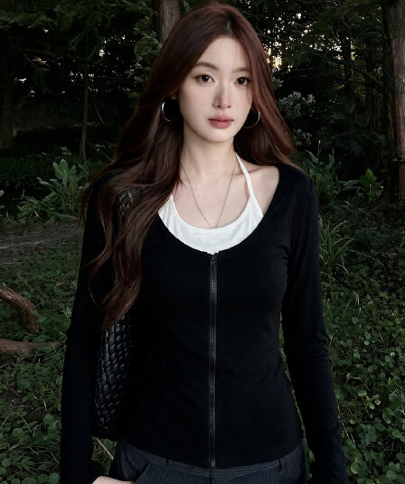 실사 빅 사이즈 가을 새로운 페이크 레이어드 긴팔 티셔츠 여성 착용 가져 가라. 디자인 센스 Chic 한 부서 chic 작은 맨위