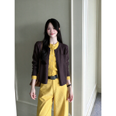 批发<b class='q'>实拍</b>～<b class='q'>大码</b><b class='q'>女装</b>入秋搭配整套胖MM时尚假两件针织衫灯芯绒两件套女
