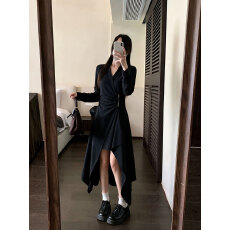 批发实拍大码女装<b class='q'>不规则</b>裙摆纯色简约修身藏肉显瘦<b class='q'>连衣裙</b>