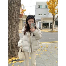 批发CloudSweet白云甜lu系90白鸭绒三防可拆卸连帽面包羽绒服女冬短款