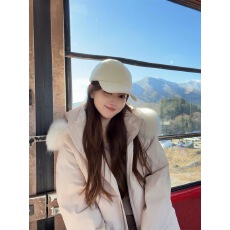 批发罗女士__自创snow雪服季 防风防泼水狐狸毛领羽绒服